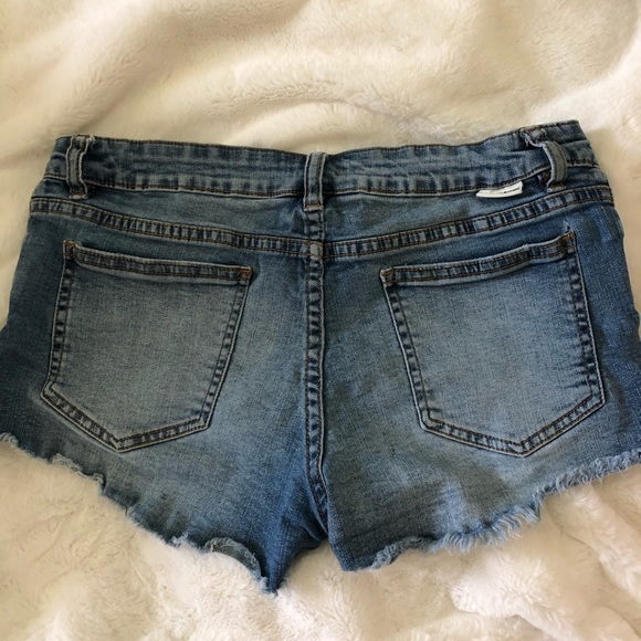 Billabong shorts🌊 - Picture 8 of 8